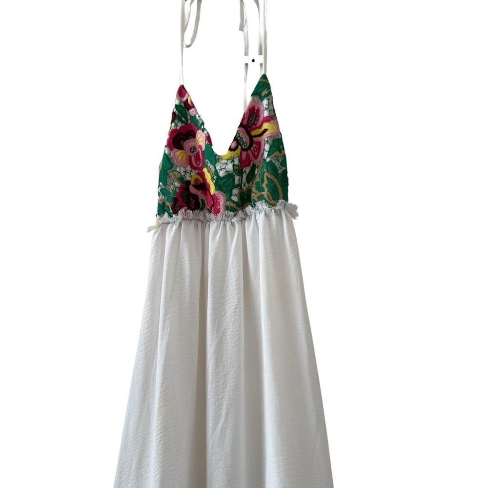 Callie Mac Floral Embroidered White Maxi Dress 100% Polyester Size M - Picture 3 of 10